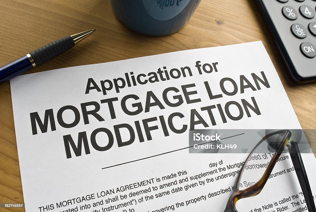 Modificación de crédito hipotecario - Foto de stock de Actividades bancarias libre de derechos