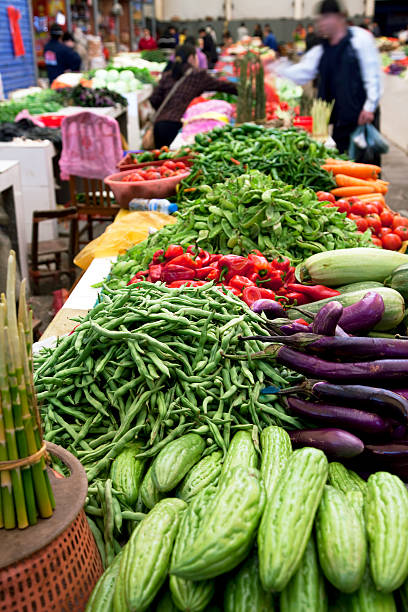 istock Produce market 182746039