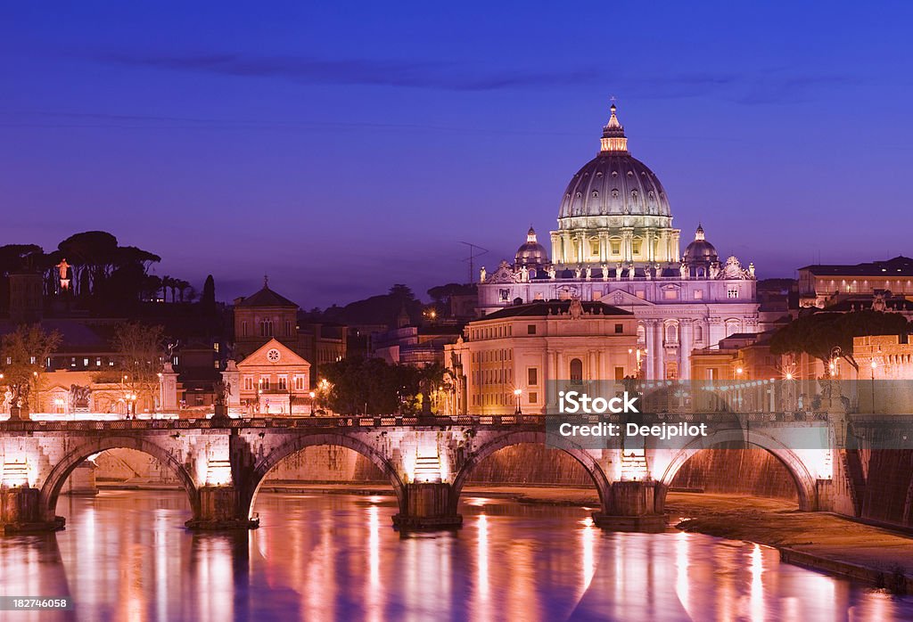 St. Peters Basilika und Fluss Tiber in Rom, Italien - Lizenzfrei Vatikan Stock-Foto