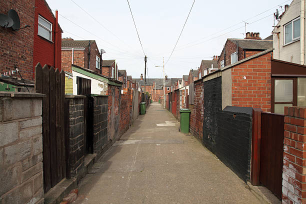 istock English traditional housing 182747093