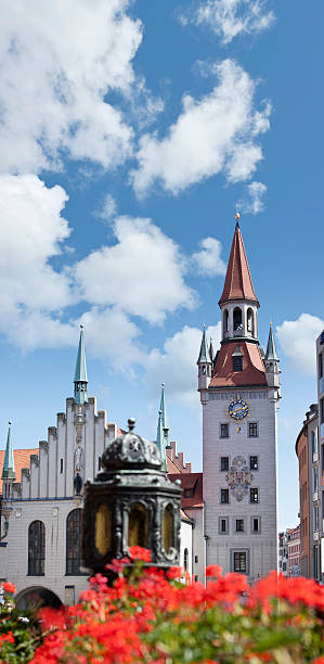 istock Blue sky over old city hall in Munich Germany 182748822