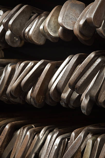 Grande rack de antiguidades hickory shafted tacos de golfe - foto de acervo