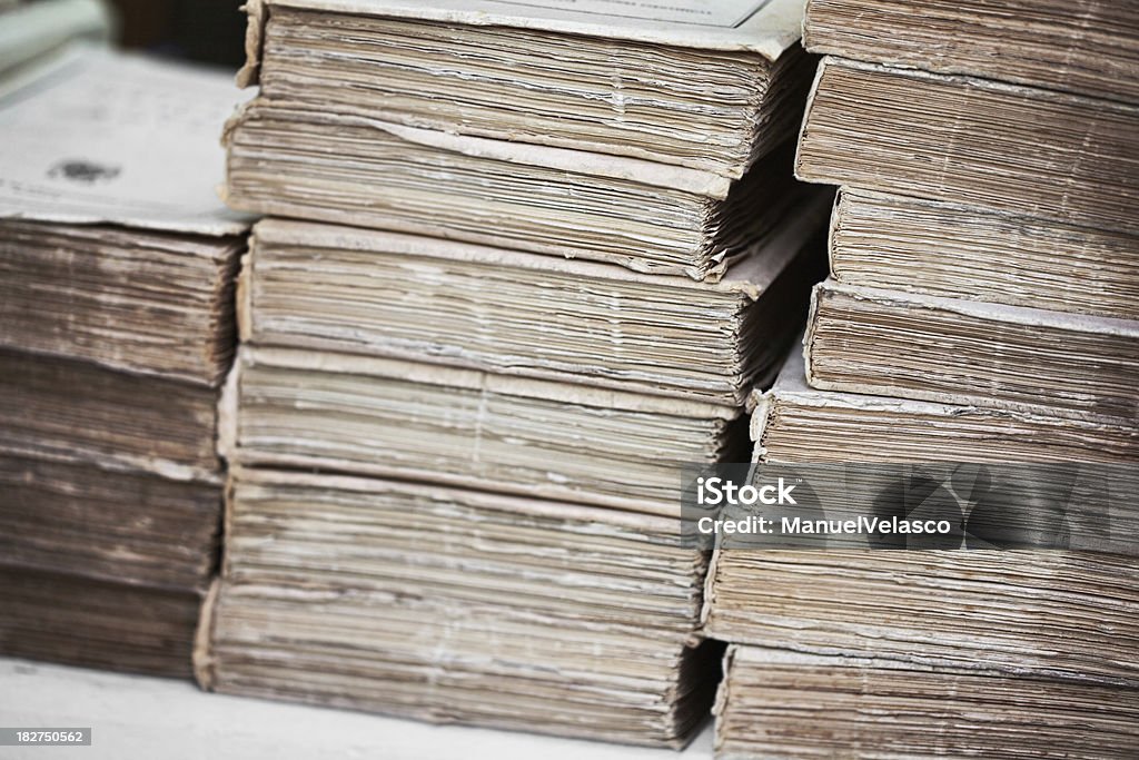 Viejo libros - Foto de stock de Antigualla libre de derechos