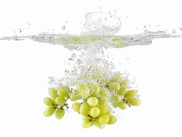 istock Green Grapes, Splashing in Water 182751184