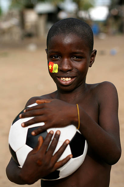 istock Cameroon Football Fan 182752406