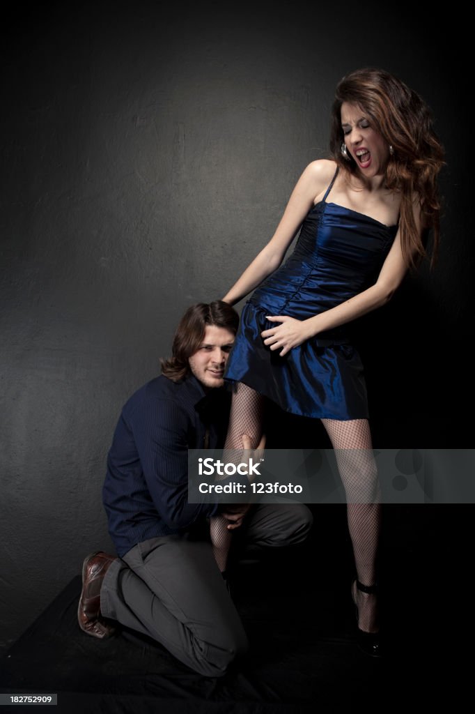 Casal Jovem - Foto de stock de Abraçar royalty-free