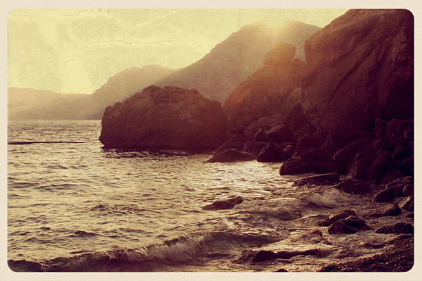 istock Amalfi Coast Sunset - Vintage Postcard 182753377