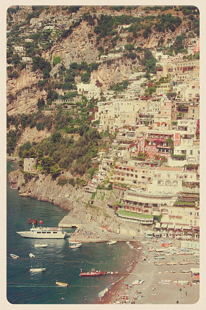 istock Beautiful Positano Day - Vintage Postcard 182753385
