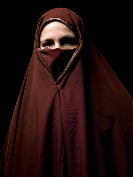 istock Muslim Woman 182759493