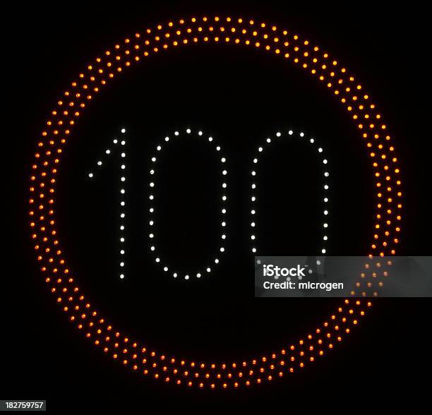 Led 조명 제한속도 팻말 100 0명에 대한 스톡 사진 및 기타 이미지 - 0명, 100, LED 조명