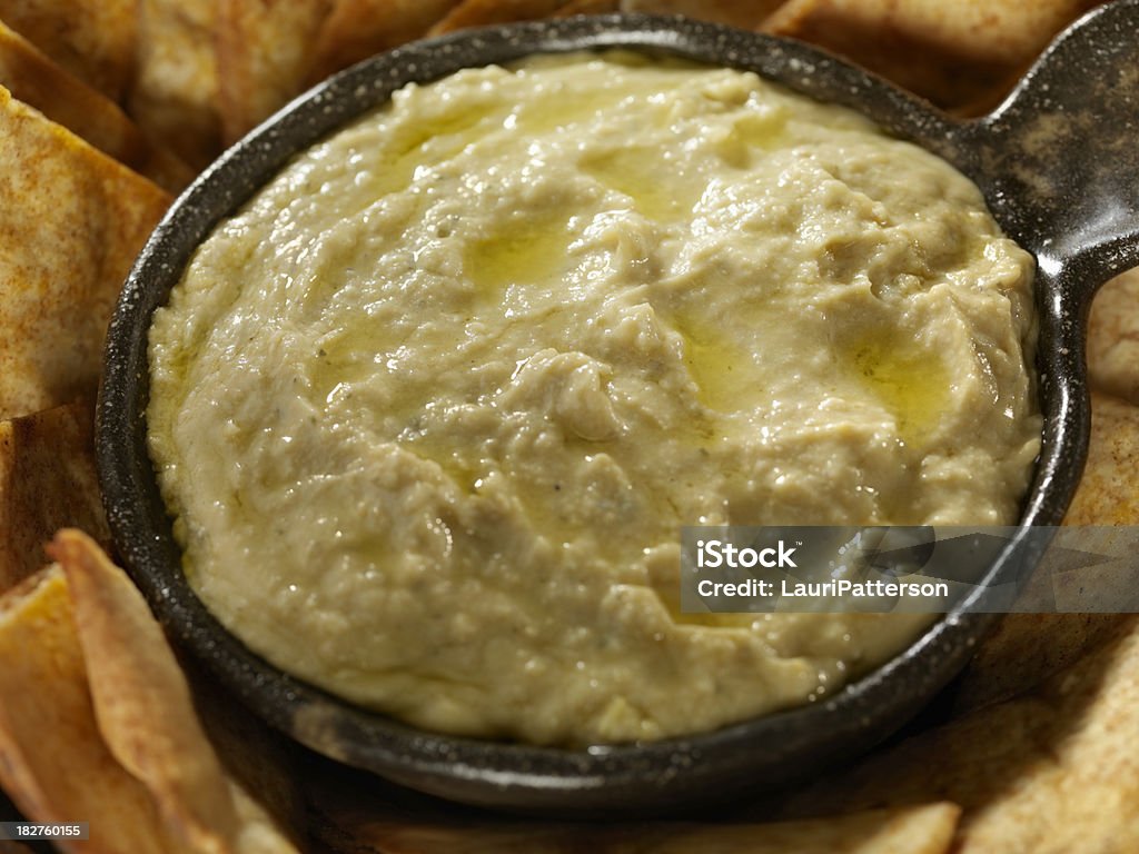 Hummus z Pita wióry - Zbiór zdjęć royalty-free (Antipasto)