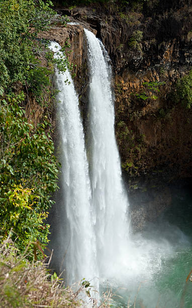 istock Wailua Falls, Kauai 182761390
