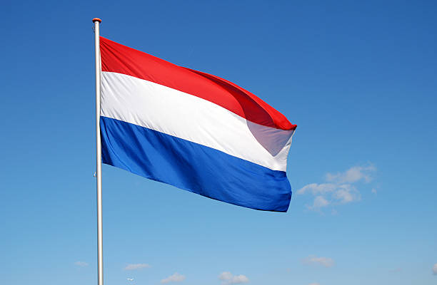 flagge der niederlande - niederlande stock-fotos und bilder