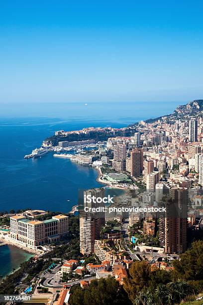 Principato Di Monaco Panoramico Verticale - Fotografie stock e altre immagini di Principato di Monaco