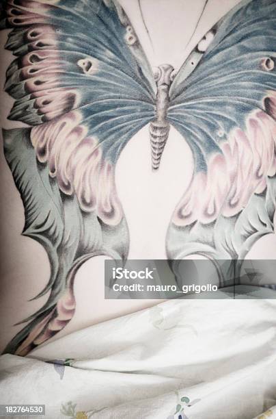 Closeup Auf Tattoo Stockfoto und mehr Bilder von Rückansicht - Rückansicht, Rücken, Tätowierung