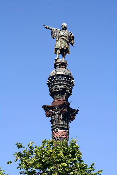 istock Statue of Christopher Columbus, Barcelona 182765632