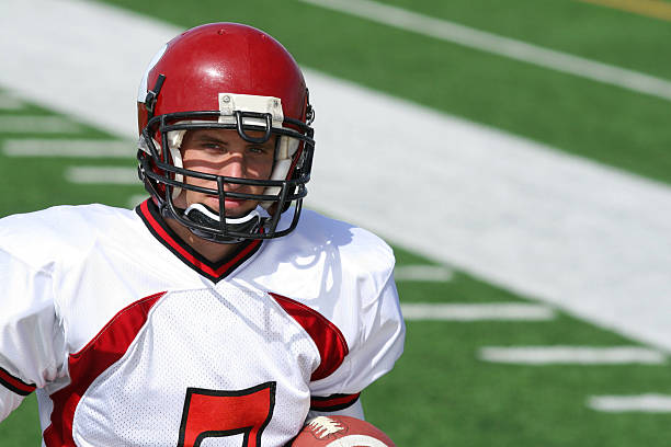 istock Football Player 182767605