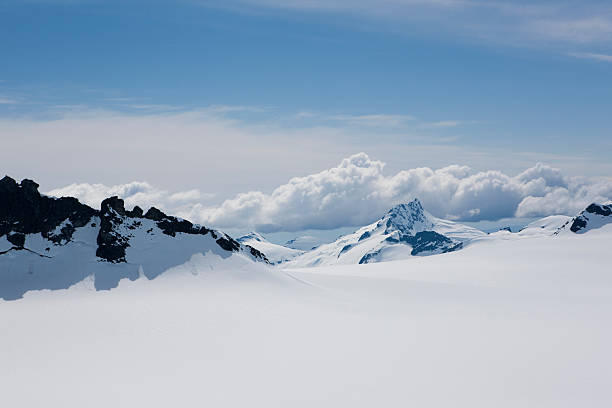 istock Alaska Glacier - Juneau Ice Field 182768132