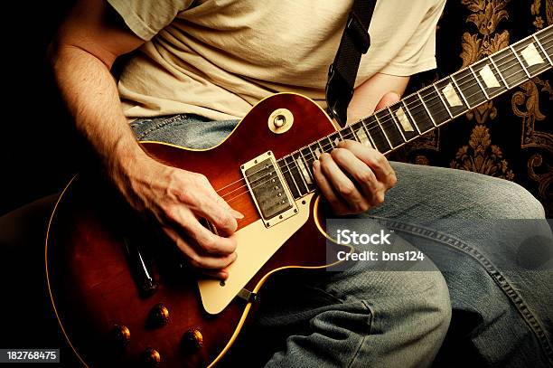 Photo libre de droit de Guitare Rocknroll banque d'images et plus d'images libres de droit de Classic rock - Classic rock, Artiste de spectacle, Arts Culture et Spectacles
