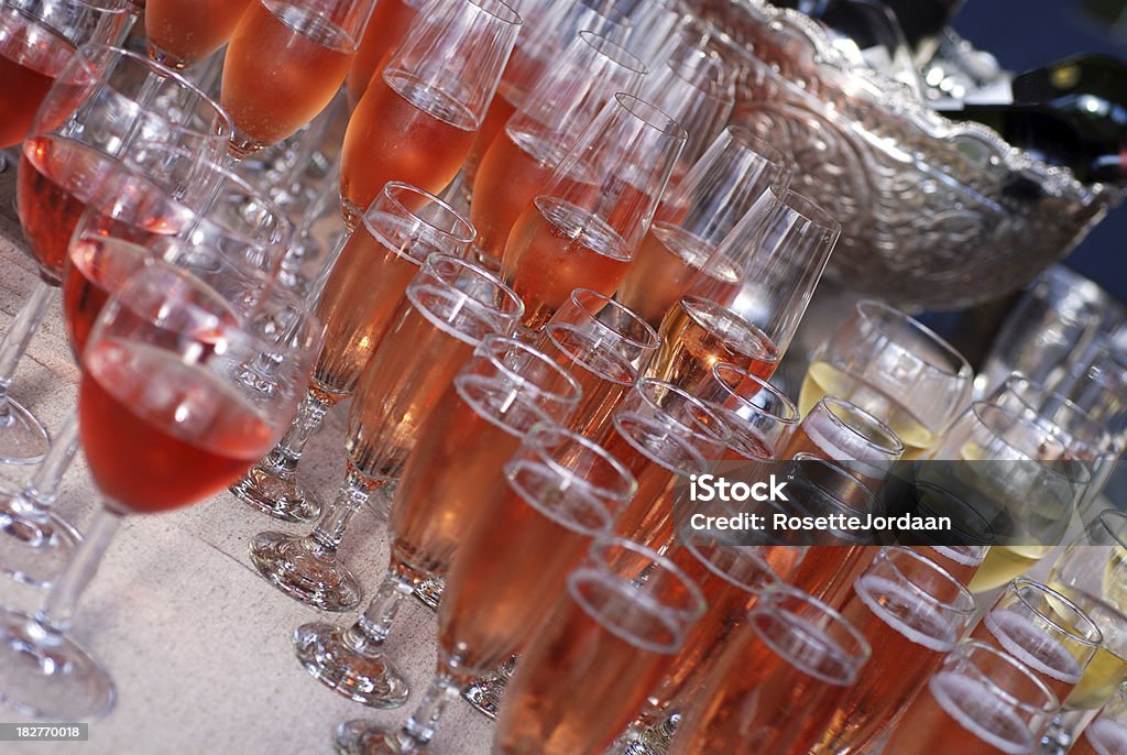 Bicchieri di Champagne - Foto stock royalty-free di Alchol