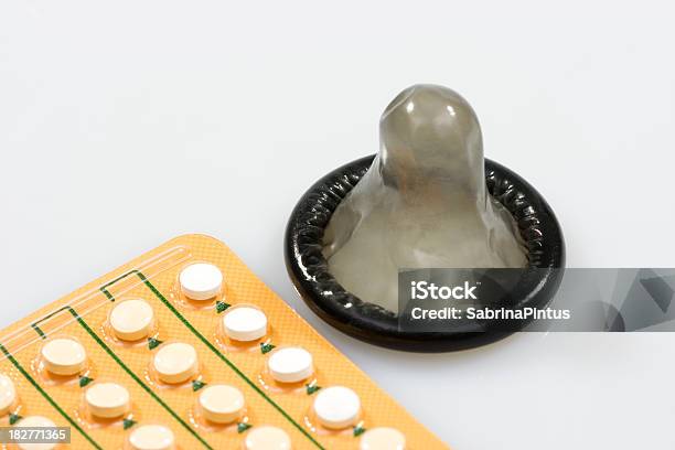 블랙 콘돔 약품 열성수포 0명에 대한 스톡 사진 및 기타 이미지 - 0명, 감정, 개념