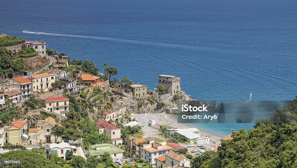 (Erchie Veduta aerea costiera amalfitana, Italia - Foto stock royalty-free di Baia