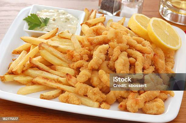 Frito Plato De Almejas Foto de stock y más banco de imágenes de Almeja - Marisco - Almeja - Marisco, Frito, Empanado