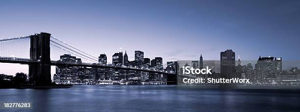 Ньюйорк Бруклинский Мост — стоковые фотографии и другие картинки Архитектура - Архитектура, Башня, Без людей