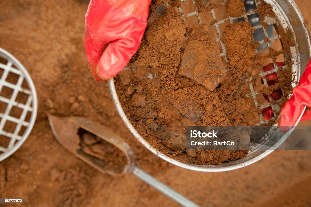 Analizar el suelo Tomar muestras, environmetal la investigación. - Foto de stock de Prueba de suelo libre de derechos