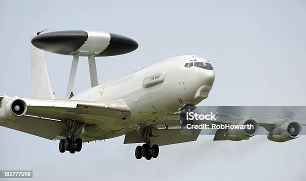 Foto de Boeing Awacs Sentinela e mais fotos de stock de Guerra - Guerra, Indústria eletrônica, Força Aérea Americana
