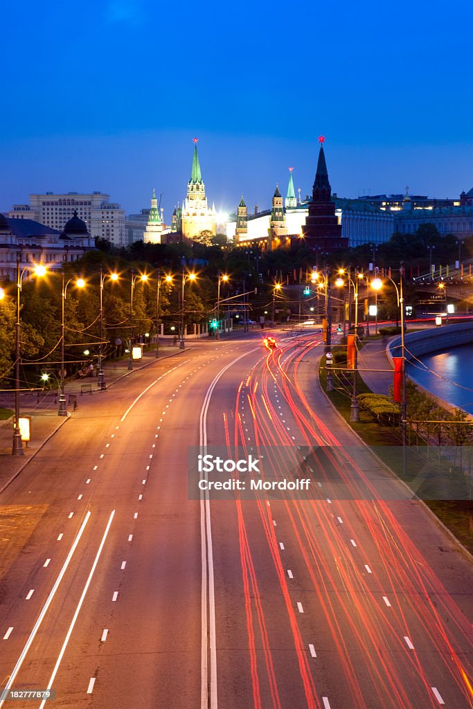 City road in der Nähe des Moskauer Kreml bei Nacht - Lizenzfrei Architektur Stock-Foto