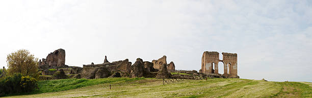 istock Villa of the Quintili 182778101