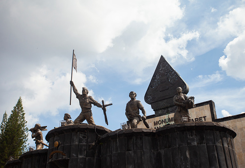 March 1 general attack monument, a monument to commemorate the struggle of the Indonesian people in defending independence. Located in the Yogyakarta Zero Point Area.