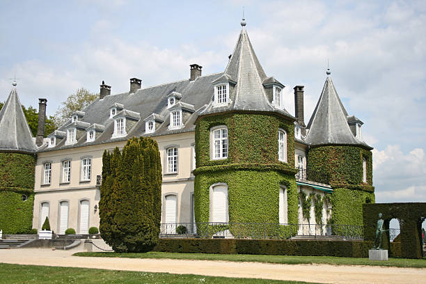 istock La Hulpe Castle covered in green ivy 182778287