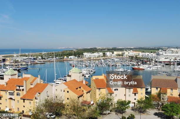 Widok Przystań Jachtowa Z Błękitnego Nieba - zdjęcia stockowe i więcej obrazów Algarve - Algarve, Dom wakacyjny, Luksus
