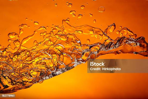 Arancione A Spruzzo - Fotografie stock e altre immagini di Arancione - Arancione, Olio da tavola, Acqua