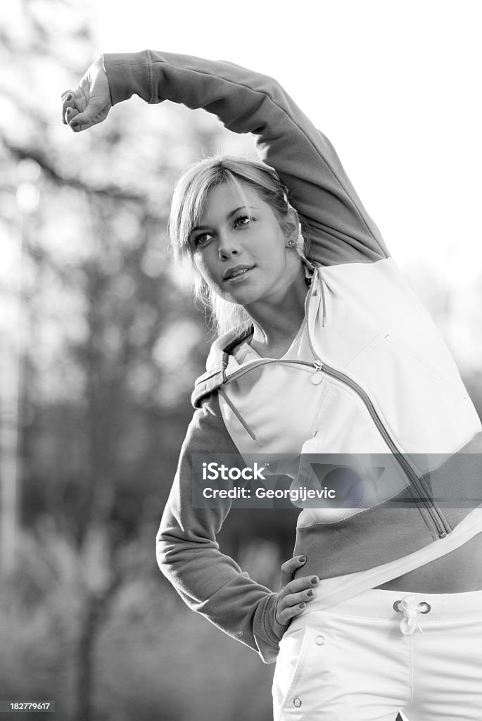 Dehnung - Lizenzfrei Aktiver Lebensstil Stock-Foto