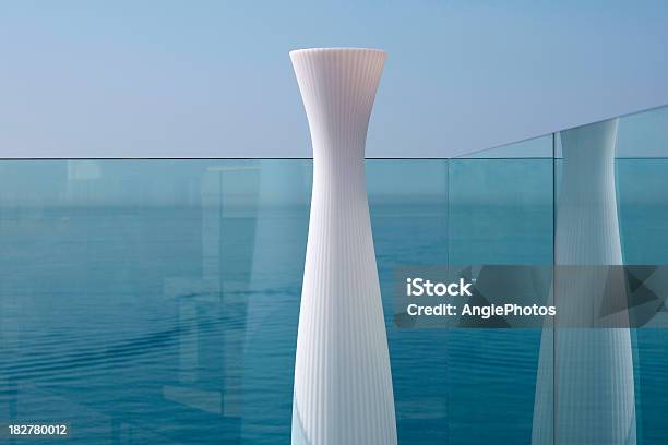 Design Esterno - Fotografie stock e altre immagini di Acqua - Acqua, Ambientazione esterna, Architettura