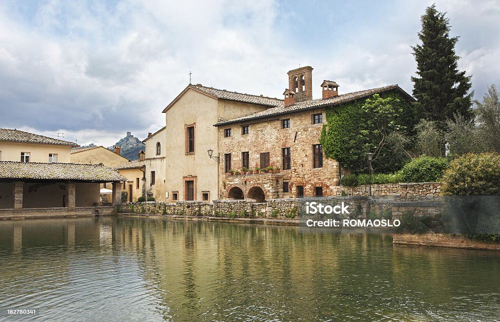 Bagno Vignoni in Val d'Orcia, Toscana, Italia - Foto stock royalty-free di Val d'Orcia