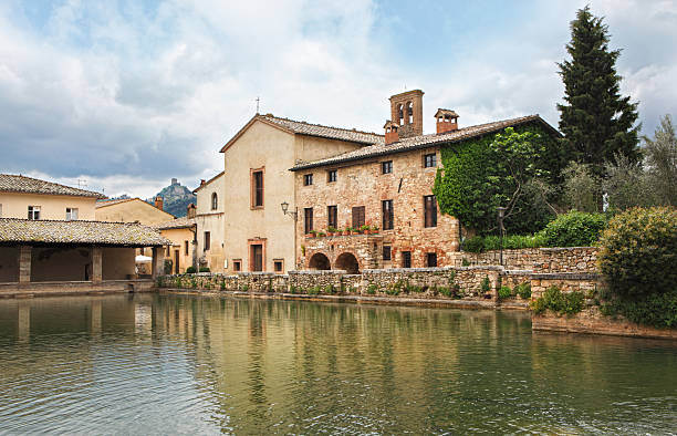 istock Bagno Vignoni in Val d'Orcia, Tuscany Italy 182780341