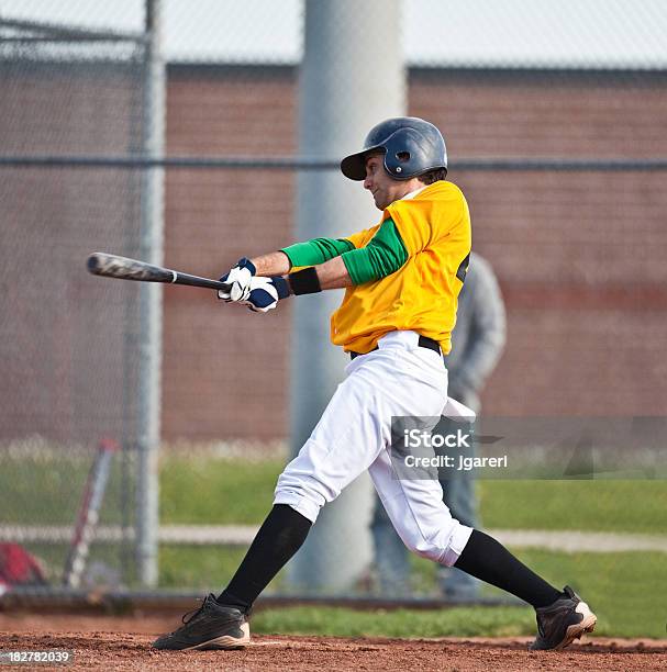 Battitore Di Baseball - Fotografie stock e altre immagini di Baseball - Baseball, Colore verde, Posizione sportiva