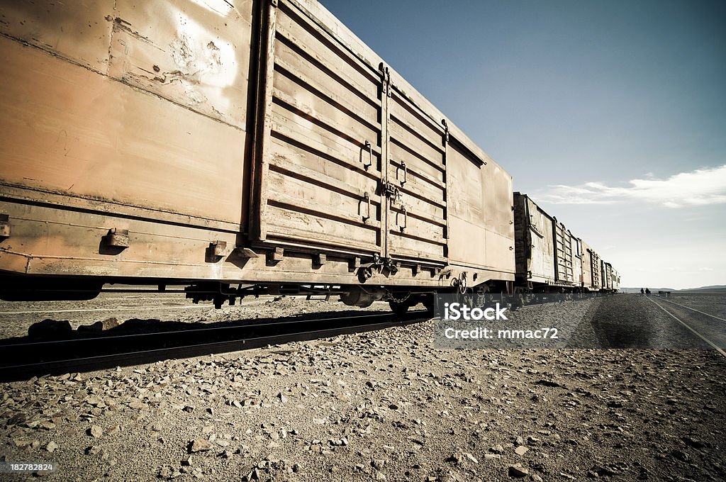 Trem na boliviano Altipiano - Foto de stock de Trem royalty-free