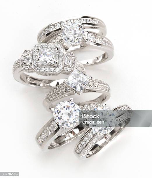 다이아몬드 링 보석-개인 장식품에 대한 스톡 사진 및 기타 이미지 - 보석-개인 장식품, 다이아몬드, 약혼 반지