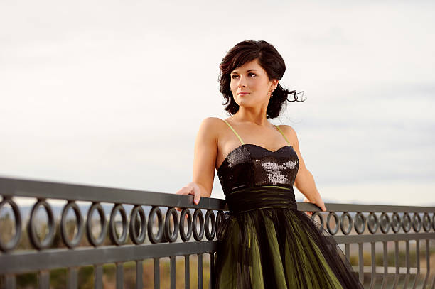 istock Prom Girl In Early Morning Light 182785902