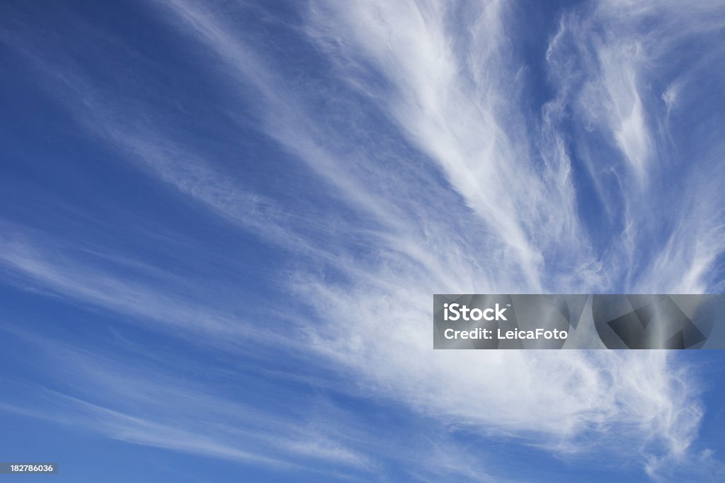 Schönen bewölkten Himmel - Lizenzfrei Biegung Stock-Foto