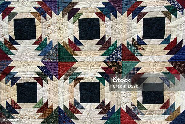 Pineapple Quilt Pattern Stock Photo - Download Image Now - Quilt, Textile, Arts Culture and Entertainment