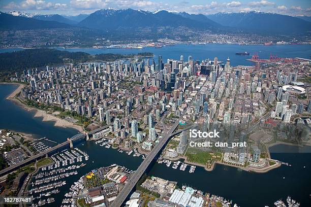 Foto de Centro Da Cidade De Vancouver Vista Aérea e mais fotos de stock de Vancouver - Vancouver, False Creek, Arranha-céu