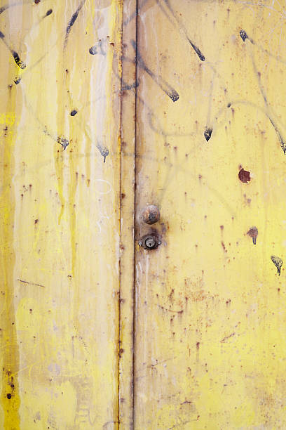 istock Old Metal Door 182788145