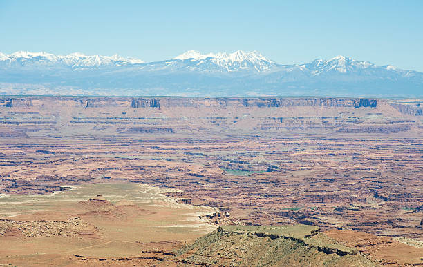 istock Desert Mesas, Canyons and Mountains 182790449