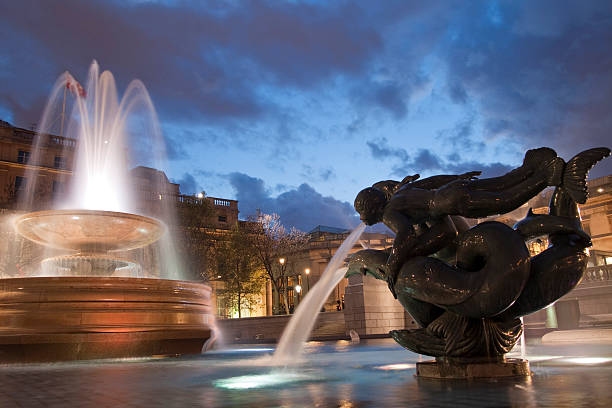 istock fountains, trafalgar square, london 182790748